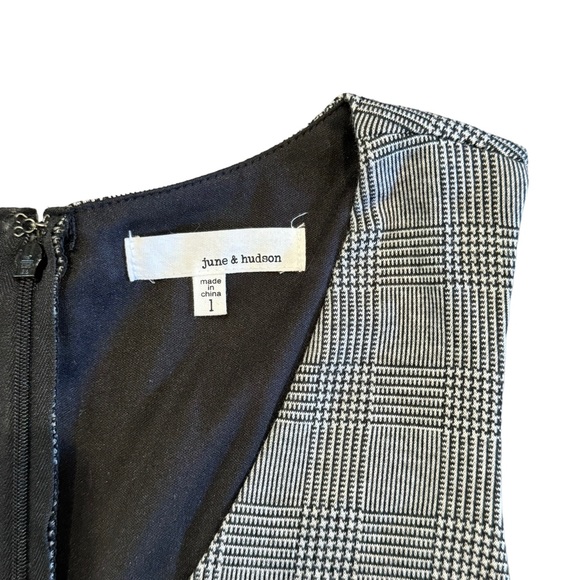 June & Hudson Glen Plaid Houndstooth Wide Leg Jumpsuit - Picture 5 of 16